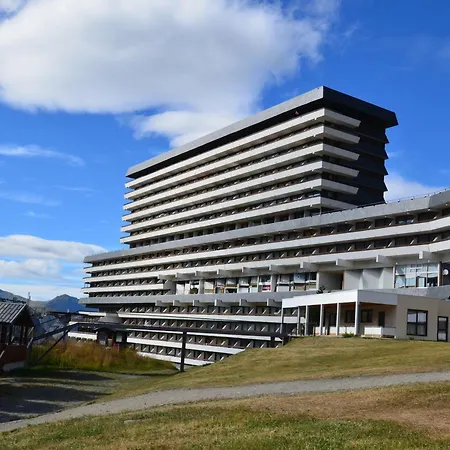Confortable Aux Menuires, Skis Aux Pieds, Balcon Sud-ouest, Services Disponibles - Fr-1-452-100 Apartment