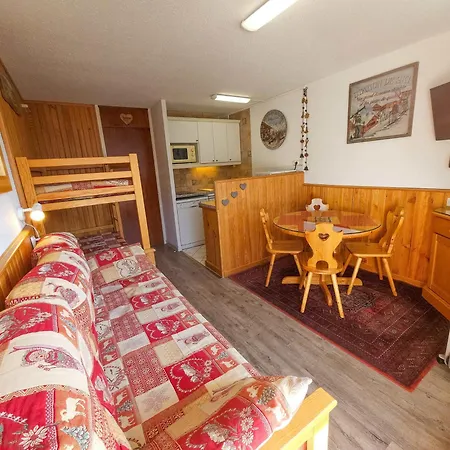 Confortable Aux Menuires, Skis Aux Pieds, Balcon Sud-ouest, Services Disponibles - Fr-1-452-100